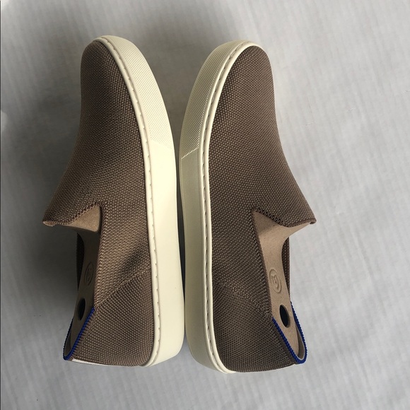 ROTHY’S The Original Slip on Sneaker Size 7.5 Latte NEW - Picture 4 of 10